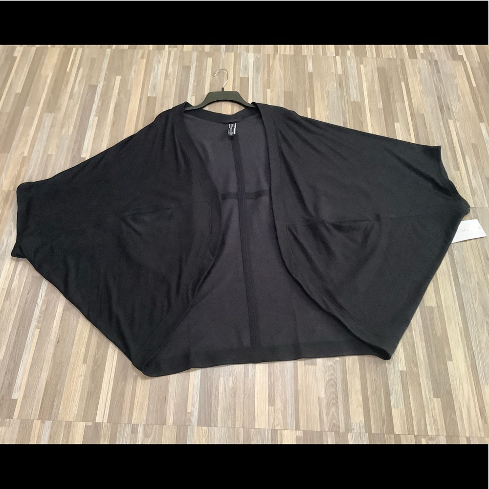 Athleta Cocoon Wrap  Black XL, New with Tag